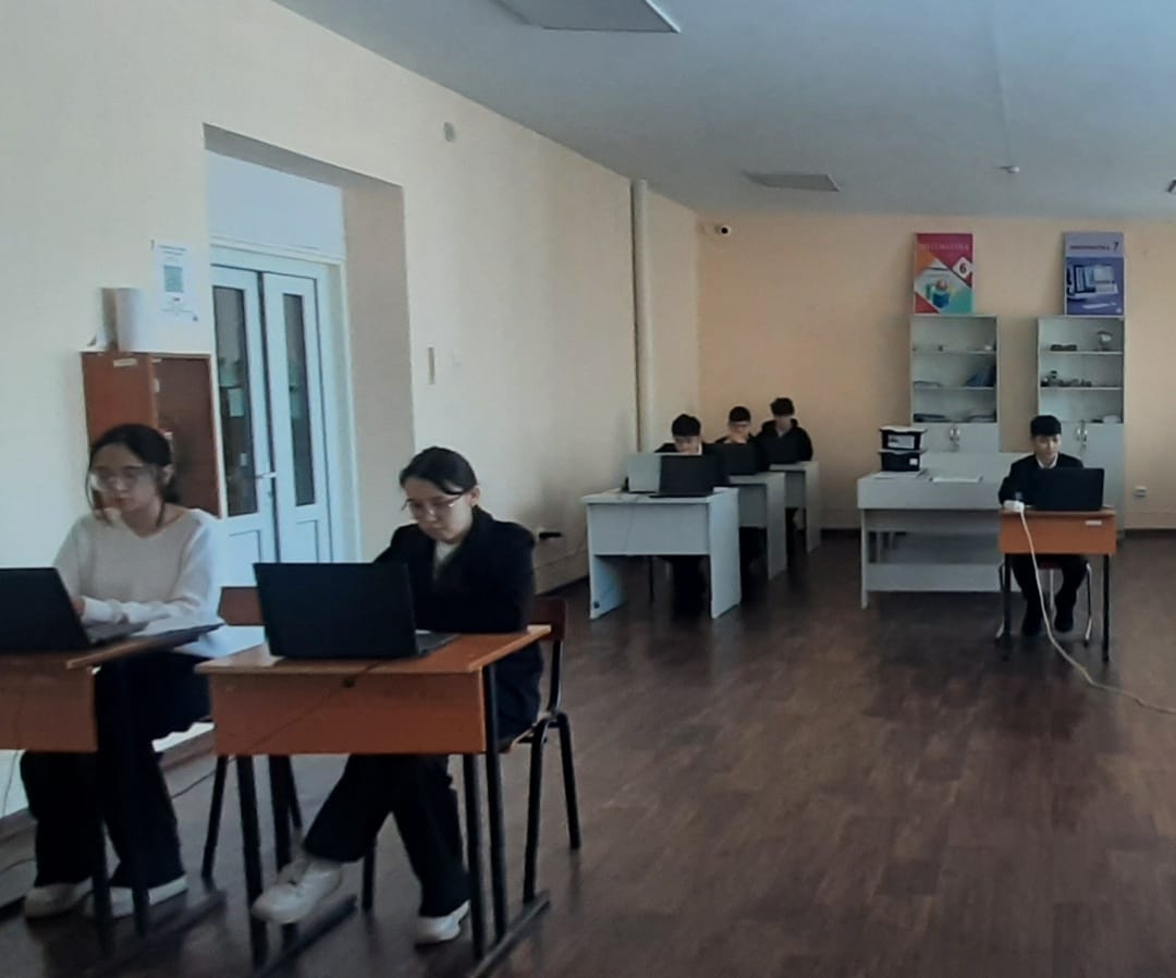 24 ақпан күні 4,9-сынып оқушылары БЖБМ дайындығын бақылау мақсатында "Білім класс" платформасында тест тапсырды.
